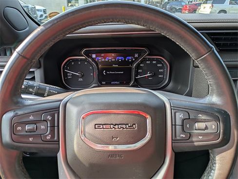 Used 2021 GMC Yukon Denali w/ Denali Ultimate Package image 30