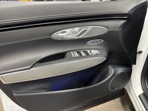 Used 2025 Genesis Electrified GV70 w/ Prestige Package AWD/4WD image 16