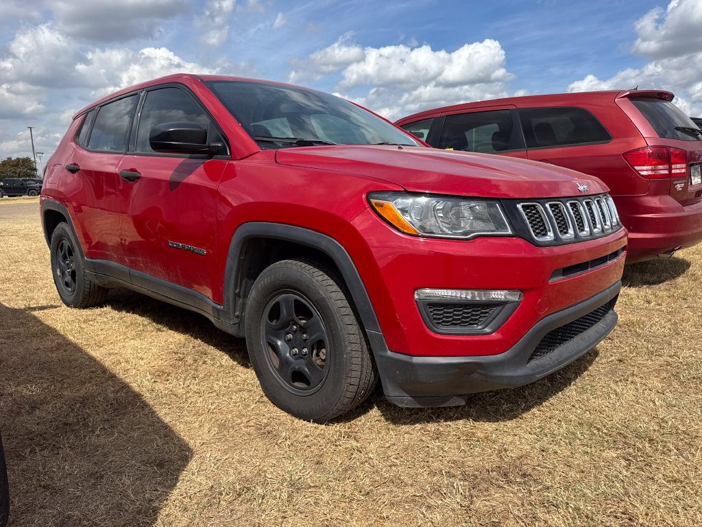 Used 2019 Jeep Compass Sport FWD image 3