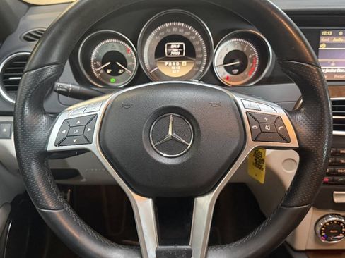 Used 2012 Mercedes-Benz C 250 Sedan image 12