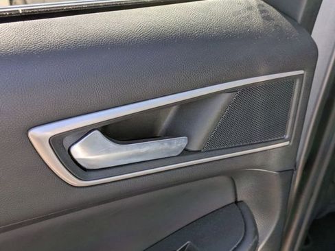 Used 2024 Ford Edge SEL image 24