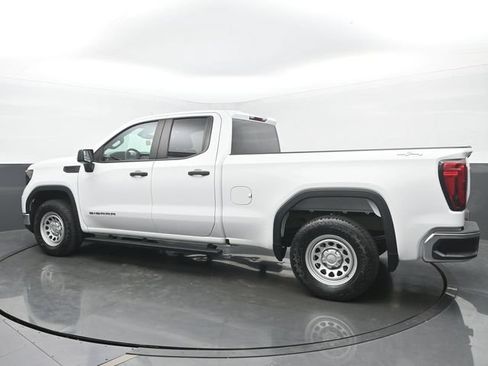 Used 2023 GMC Sierra 1500 Pro w/ Pro Value Package AWD/4WD image 3