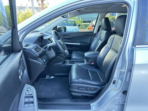 Used 2015 Honda CR-V Touring image 2