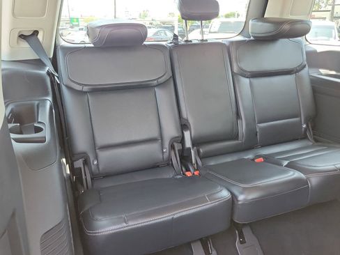 Used 2025 Ford Expedition Platinum AWD/4WD image 24