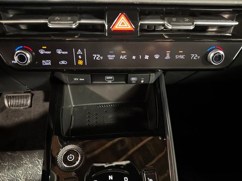 New 2026 Kia Niro Wind FWD image 19