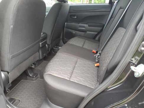 Used 2025 Mitsubishi Outlander Sport LE AWD/4WD image 13