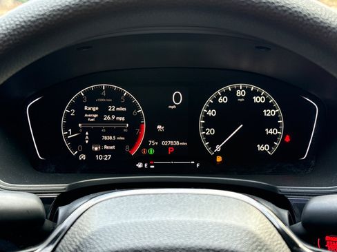 Used 2025 Honda Civic LX image 30