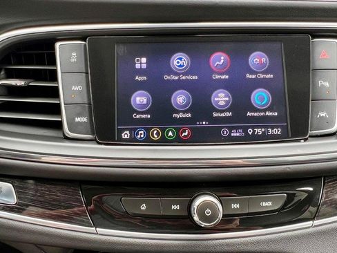 Used 2021 Buick Enclave Avenir w/ Avenir Technology Package image 21