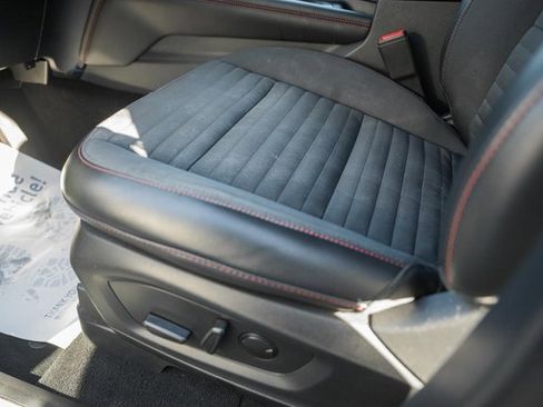 Used 2025 Ford Explorer ST-Line w/ ST-Line Street Pack image 37