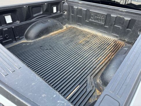Used 2018 Ford F150 XLT AWD/4WD image 5
