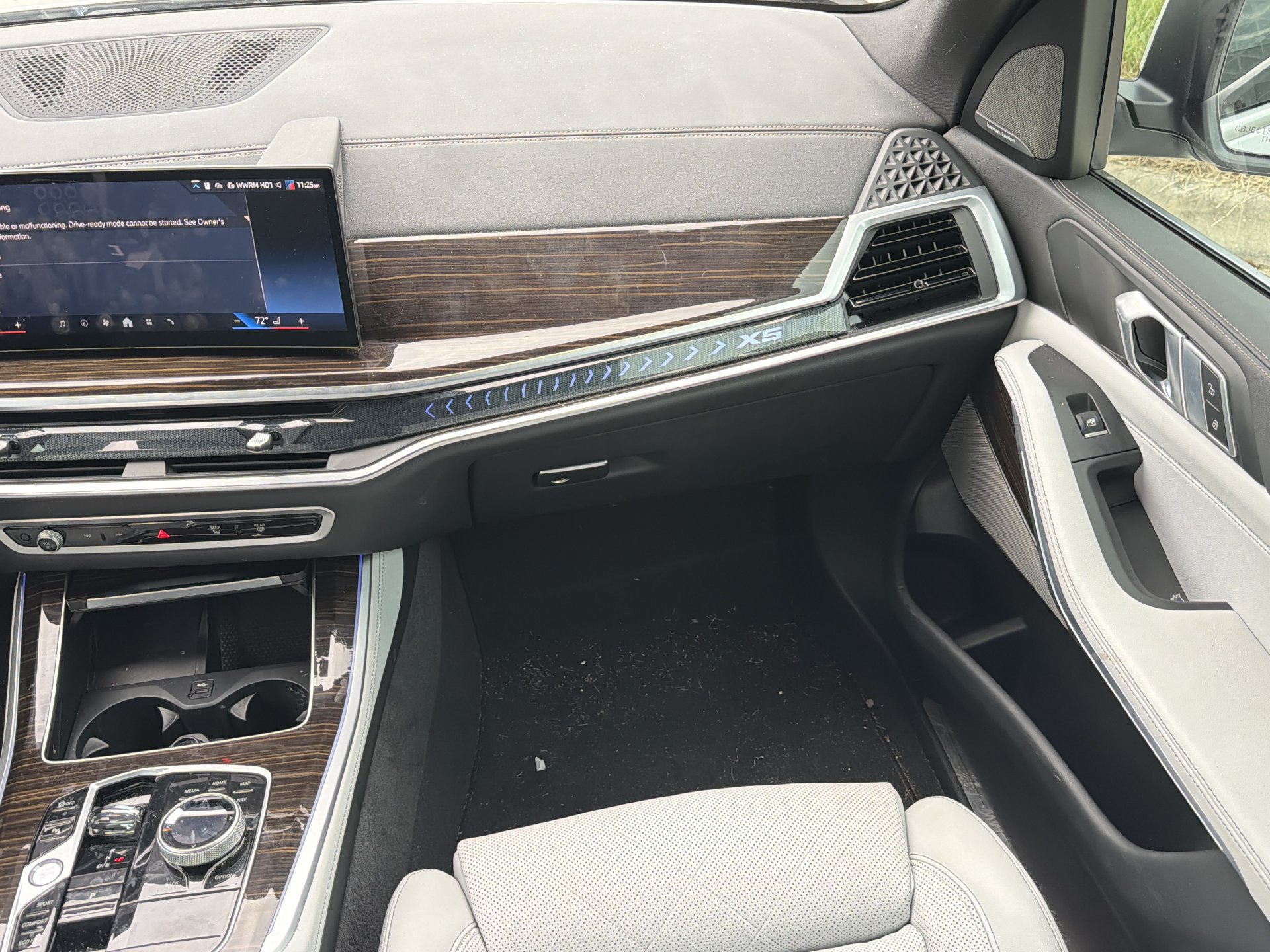 Used 2025 BMW X5 sDrive40i w/ Executive Package RWD image 18