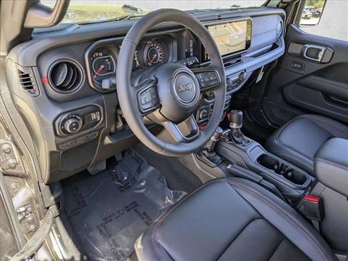 New 2026 Jeep Gladiator Rubicon AWD/4WD image 3