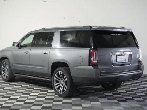 Used 2019 GMC Yukon XL Denali w/ Denali Ultimate Package AWD/4WD image 3