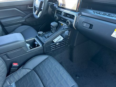 New 2026 Toyota Tacoma SR5 image 17