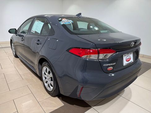 Certified 2023 Toyota Corolla LE image 3