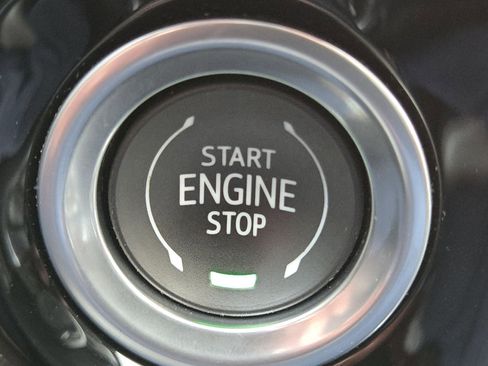 Used 2024 Chevrolet Silverado 1500 LTZ w/ Technology Package image 11