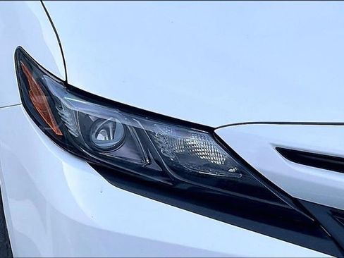 Used 2024 Toyota Camry SE FWD image 28