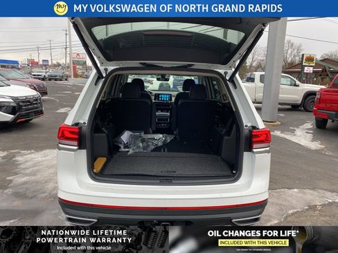 New 2026 Volkswagen Atlas SE image 22