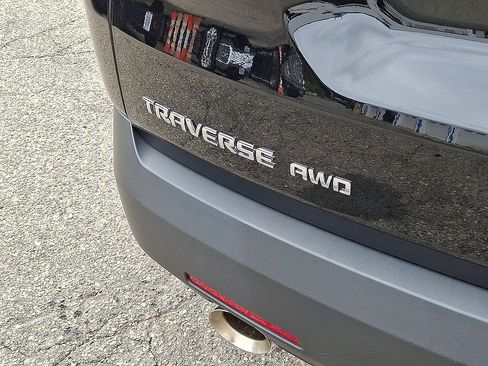 Certified 2023 Chevrolet Traverse LT AWD/4WD image 24