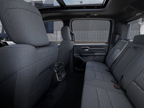 New 2026 RAM 1500 Big Horn AWD/4WD image 32