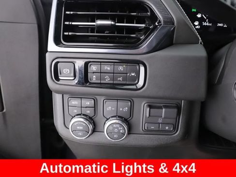Used 2025 GMC Yukon AT4 Ultimate AWD/4WD image 21