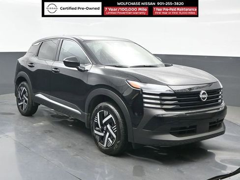 Certified 2025 Nissan Kicks SV FWD image 8