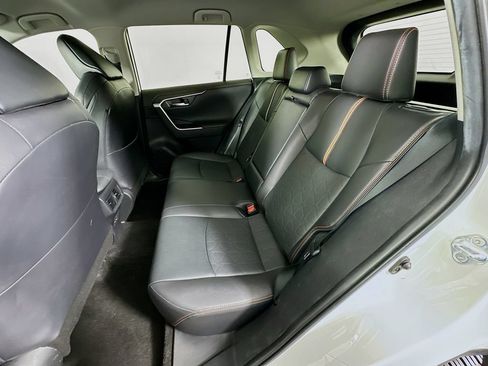 Used 2022 Toyota RAV4 Adventure AWD/4WD image 23