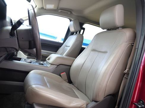 Used 2018 Ford Expedition XLT w/ Equipment Group 201A RWD image 20