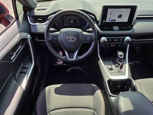 Used 2023 Toyota RAV4 SE AWD/4WD image 12