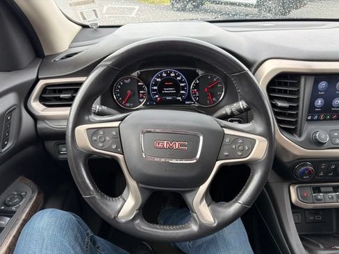 Used 2022 GMC Acadia Denali w/ Denali Ultimate Package AWD/4WD image 29