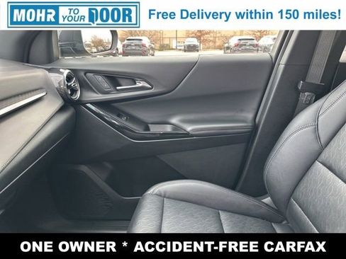 Used 2025 Chevrolet Equinox LT w/ Convenience Package II image 26