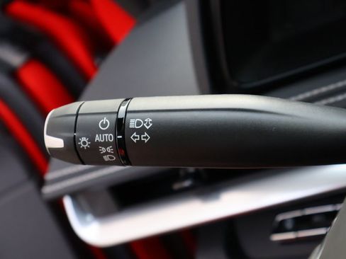 Used 2024 Chevrolet Corvette Stingray Preferred Cpe w/ Z51 Performance Package image 34