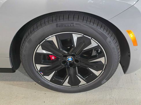 New 2026 BMW iX xDrive45 w/ M Sport Package image 9