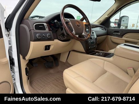 Used 2014 GMC Sierra 3500 Denali w/ Snow Plow Prep Package image 86