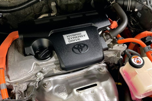 Used 2018 Toyota RAV4 Limited AWD/4WD image 31