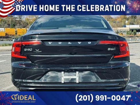 Used 2023 Volvo S90 B6 Plus AWD/4WD image 6