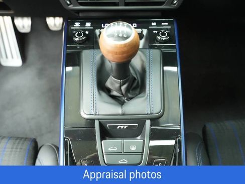 Certified 2025 Porsche 911 Carrera T RWD image 23