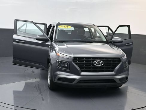 Certified 2026 Hyundai Venue SE FWD image 30