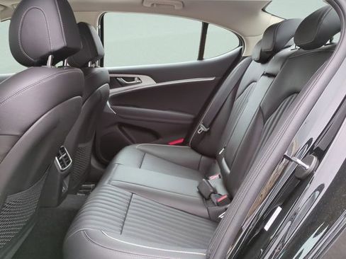 New 2026 Genesis G70 2.5T Prestige image 12