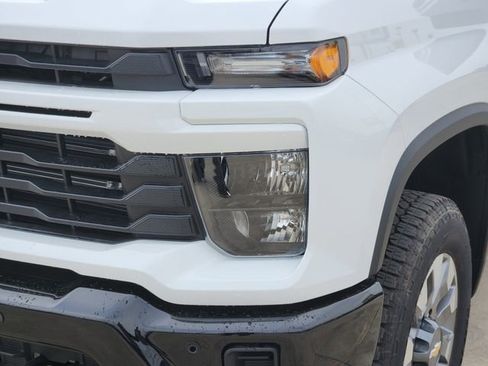 New 2026 Chevrolet Silverado 2500 Custom w/ Custom Value Package image 5