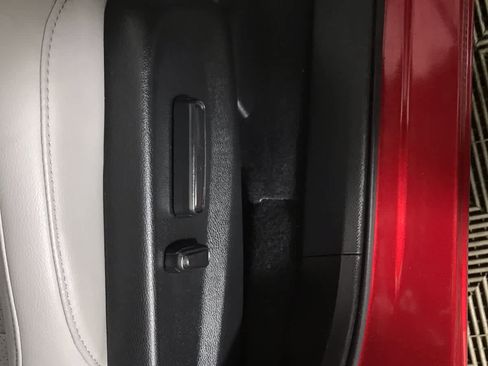 Used 2020 Honda CR-V EX-L image 12