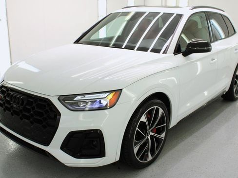 Used 2023 Audi SQ5 Premium Plus w/ Premium Plus Package AWD/4WD image 4