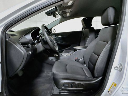 Certified 2025 Chevrolet Malibu LT FWD image 19