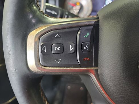 Used 2019 RAM 1500 Limited w/ Body Color Bumper Group image 17