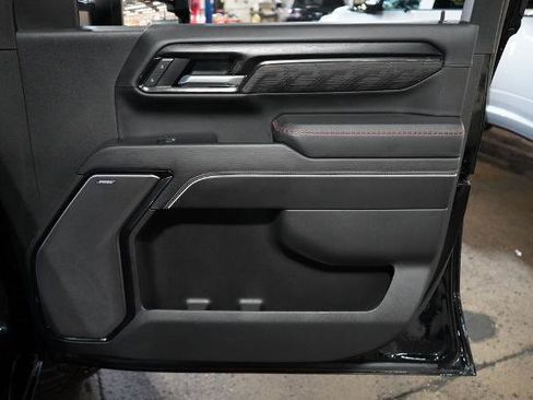 Used 2025 GMC Sierra 2500 AT4X AWD/4WD image 24