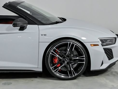 Used 2020 Audi R8 V10 performance image 15