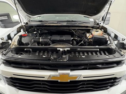 Used 2025 Chevrolet Silverado 2500 Custom w/ Custom Value Package image 48