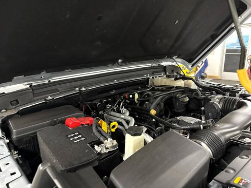 Used 2022 Jeep Gladiator Sport image 55