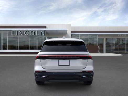 New 2025 Lincoln Nautilus Premier w/ Equipment Group 102A image 5