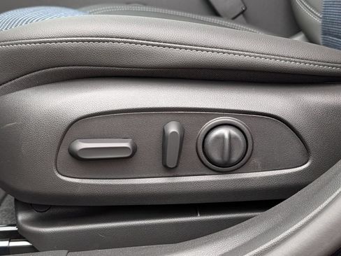 New 2026 Buick Envista Preferred w/ Convenience I Package FWD image 38